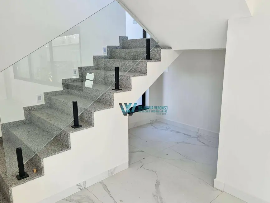 Casa com 3 quartos à venda, 772m2 em Bortolan Norte I, Pocos De Caldas - MG - imagem 7 Foto 7 de Casa com 3 quartos à venda, 772m2 em Bortolan Norte I, Pocos De Caldas - MG