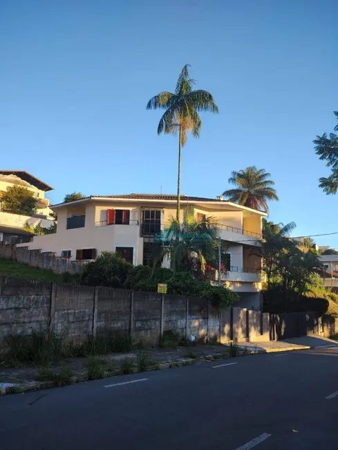 Casa com 3 quartos à venda, 556m2 em Jardim dos Estados, Pocos De Caldas - MG - imagem 5 Foto 5 de Casa com 3 quartos à venda, 556m2 em Jardim dos Estados, Pocos De Caldas - MG