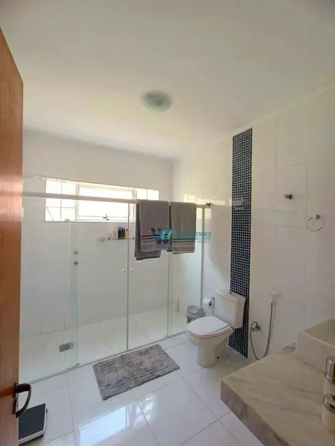 Foto 8 de Casa com 4 quartos à venda, 275m2 em Jardim Elvira Dias, Pocos De Caldas - MG