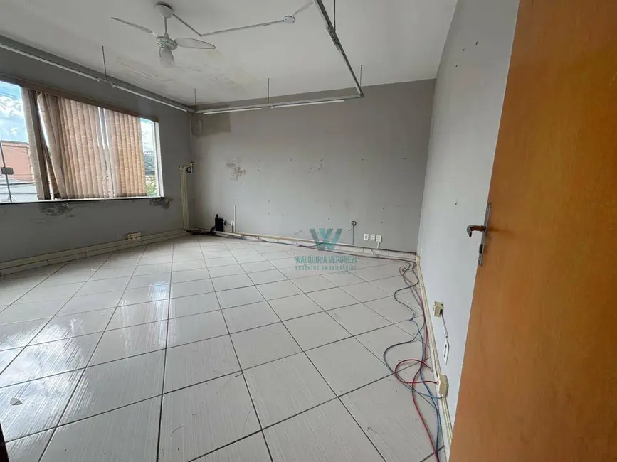 Sala Comercial para alugar, 35m2 em Jardim Quisisana, Pocos De Caldas - MG - imagem 5 Foto 5 de Sala Comercial para alugar, 35m2 em Jardim Quisisana, Pocos De Caldas - MG