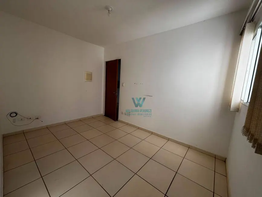 Foto 3 de Apartamento com 2 quartos para alugar, 50m2 em Jardim Vitória, Pocos De Caldas - MG