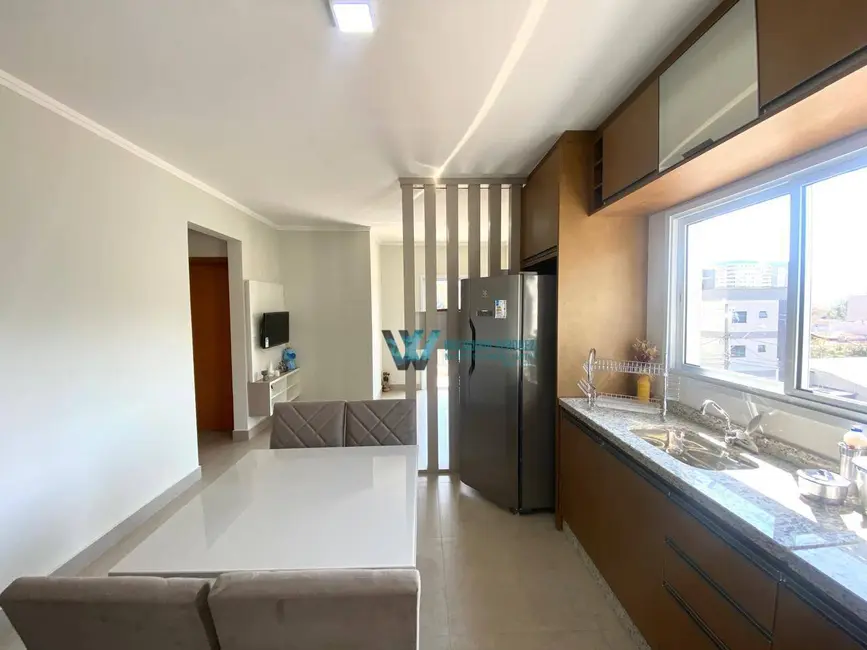 Foto 2 de Apartamento com 2 quartos à venda, 65m2 em Residencial São Bernardo, Pocos De Caldas - MG