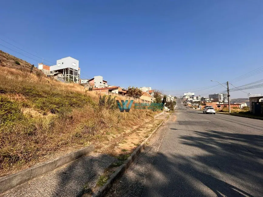 Terreno / Lote à venda, 418m2 em Residencial Morumbí, Pocos De Caldas - MG - imagem 7 Foto 7 de Terreno / Lote à venda, 418m2 em Residencial Morumbí, Pocos De Caldas - MG