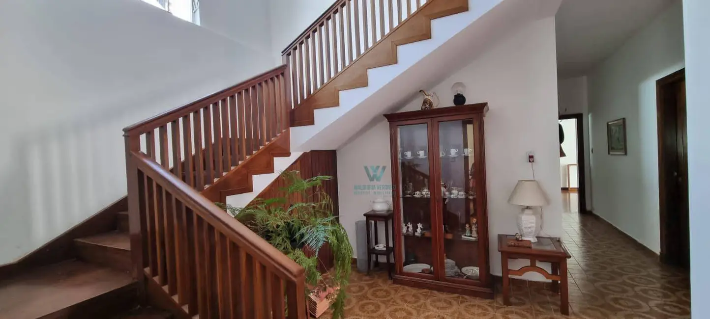 Foto 4 de Casa de Condomínio com 4 quartos à venda, 390m2 em Centro, Pocos De Caldas - MG