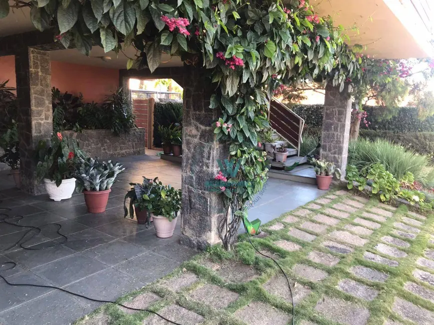 Casa com 3 quartos à venda, 442m2 em Jardim dos Estados, Pocos De Caldas - MG - imagem 8 Foto 8 de Casa com 3 quartos à venda, 442m2 em Jardim dos Estados, Pocos De Caldas - MG