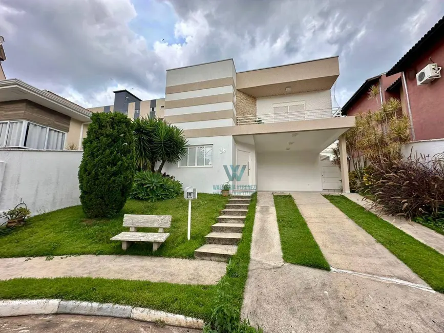 Foto 1 de Casa de Condomínio com 4 quartos para alugar, 850m2 em Country Club, Pocos De Caldas - MG