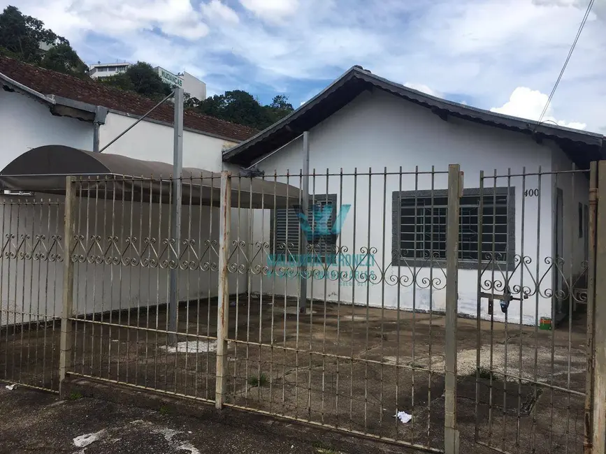 Foto 1 de Casa com 2 quartos à venda e para alugar, 250m2 em Jardim Country Club, Pocos De Caldas - MG
