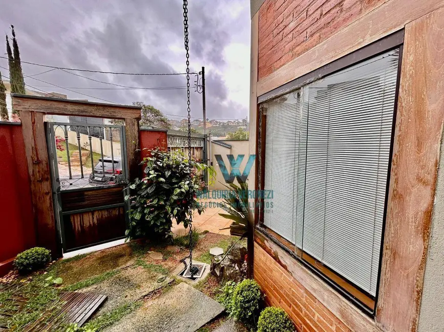 Casa com 3 quartos à venda, 276m2 em Condomínio Pitangueiras, Pocos De Caldas - MG - imagem 5 Foto 5 de Casa com 3 quartos à venda, 276m2 em Condomínio Pitangueiras, Pocos De Caldas - MG