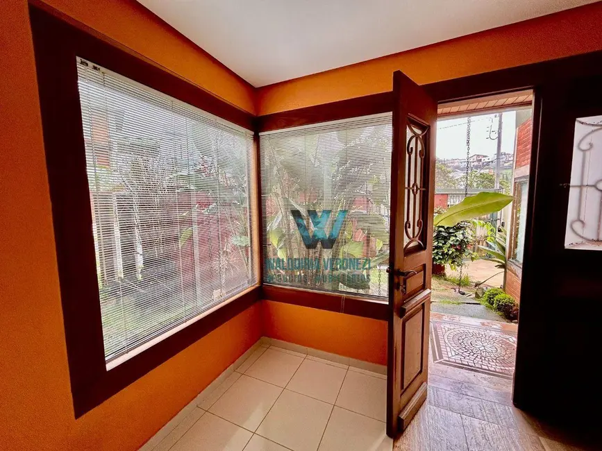 Casa com 3 quartos à venda, 276m2 em Condomínio Pitangueiras, Pocos De Caldas - MG - imagem 8 Foto 8 de Casa com 3 quartos à venda, 276m2 em Condomínio Pitangueiras, Pocos De Caldas - MG