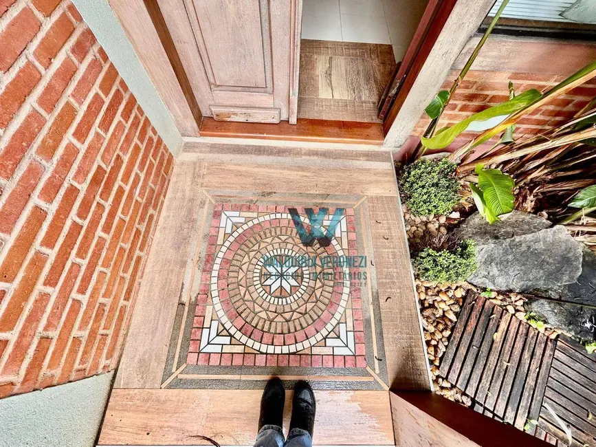 Casa com 3 quartos à venda, 276m2 em Condomínio Pitangueiras, Pocos De Caldas - MG - imagem 7 Foto 7 de Casa com 3 quartos à venda, 276m2 em Condomínio Pitangueiras, Pocos De Caldas - MG