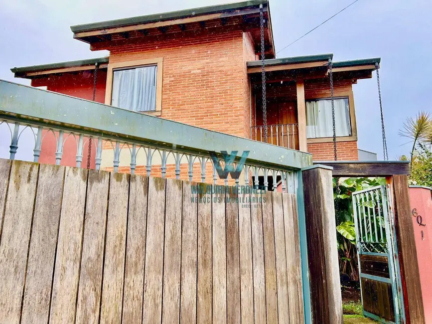 Casa com 3 quartos à venda, 276m2 em Condomínio Pitangueiras, Pocos De Caldas - MG - imagem 2 Foto 2 de Casa com 3 quartos à venda, 276m2 em Condomínio Pitangueiras, Pocos De Caldas - MG