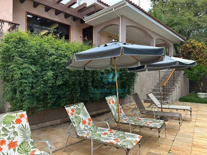 Casa com 3 quartos à venda, 780m2 em Jardim Quisisana, Pocos De Caldas - MG - imagem 7 Foto 7 de Casa com 3 quartos à venda, 780m2 em Jardim Quisisana, Pocos De Caldas - MG