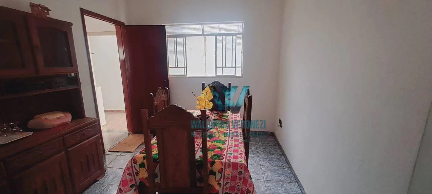 Casa com 3 quartos à venda, 149m2 em Vila Brasil de Nossa Senhora Aparecida, Pocos De Caldas - MG - imagem 8 Foto 8 de Casa com 3 quartos à venda, 149m2 em Vila Brasil de Nossa Senhora Aparecida, Pocos De Caldas - MG