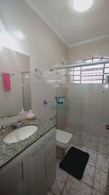 Foto 7 de Casa com 3 quartos à venda, 250m2 em Jardim Centenário, Pocos De Caldas - MG