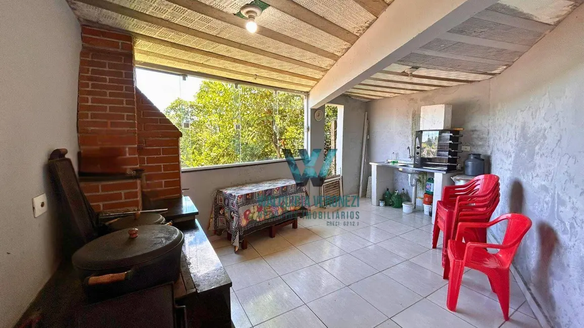 Casa com 2 quartos à venda, 335m2 em Vila Cruz, Pocos De Caldas - MG - imagem 8 Foto 8 de Casa com 2 quartos à venda, 335m2 em Vila Cruz, Pocos De Caldas - MG