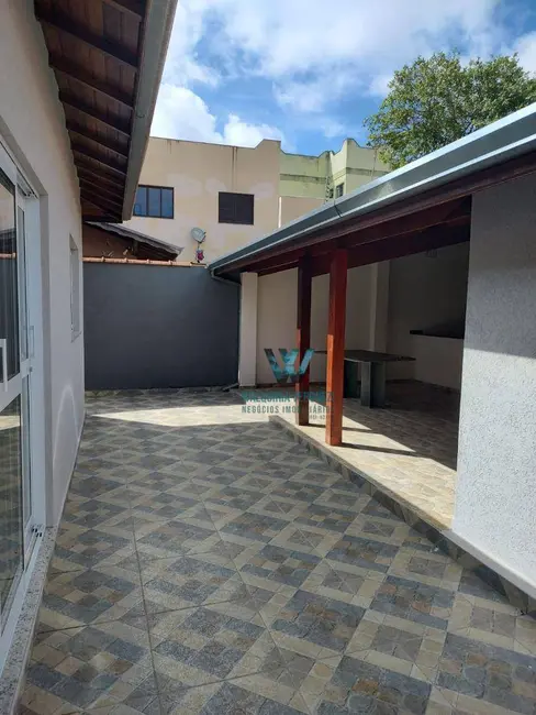 Foto 2 de Casa com 4 quartos à venda, 220m2 em Jardim das Hortênsias, Pocos De Caldas - MG