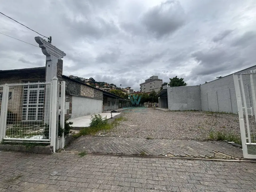 Armazém / Galpão para alugar, 3500m2 em Jardim dos Estados, Pocos De Caldas - MG - imagem 3 Foto 3 de Armazém / Galpão para alugar, 3500m2 em Jardim dos Estados, Pocos De Caldas - MG