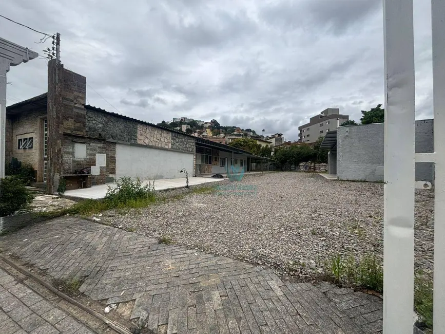 Armazém / Galpão para alugar, 3500m2 em Jardim dos Estados, Pocos De Caldas - MG - imagem 4 Foto 4 de Armazém / Galpão para alugar, 3500m2 em Jardim dos Estados, Pocos De Caldas - MG