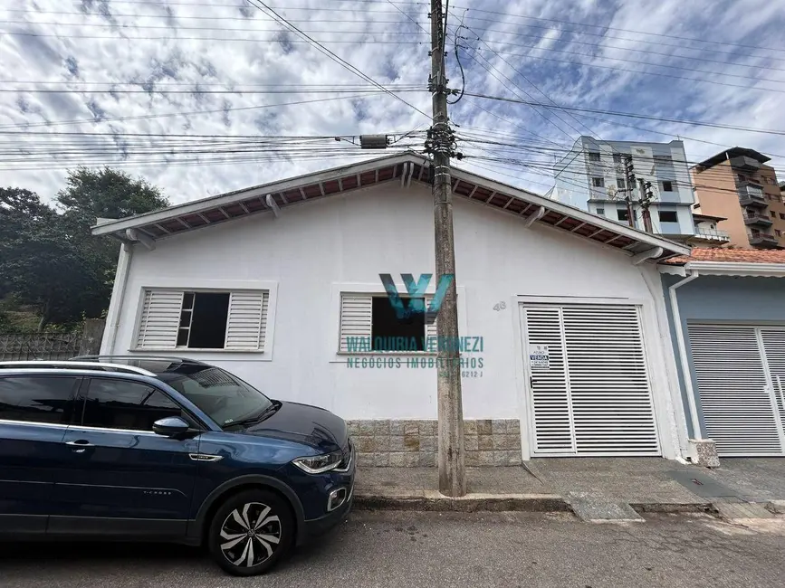 Foto 1 de Casa com 3 quartos à venda, 205m2 em Vila Miglioranzi, Pocos De Caldas - MG