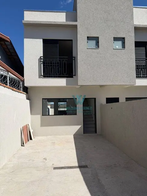 Casa com 2 quartos à venda, 228m2 em Loteamento Campo das Aroeiras, Pocos De Caldas - MG - imagem 2 Foto 2 de Casa com 2 quartos à venda, 228m2 em Loteamento Campo das Aroeiras, Pocos De Caldas - MG