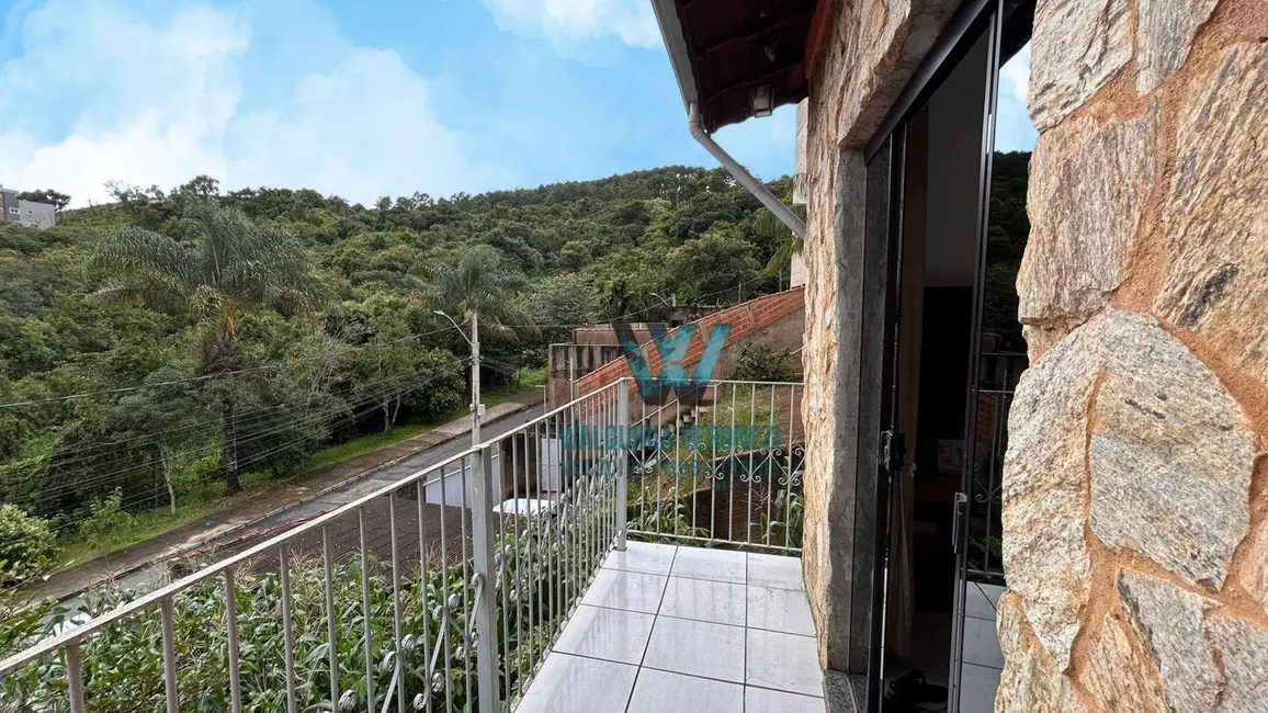 Casa com 2 quartos à venda, 240m2 em Jardim Country Club, Pocos De Caldas - MG - imagem 7 Foto 7 de Casa com 2 quartos à venda, 240m2 em Jardim Country Club, Pocos De Caldas - MG