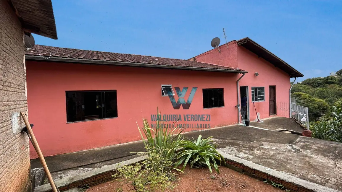 Casa com 2 quartos à venda, 240m2 em Jardim Country Club, Pocos De Caldas - MG - imagem 5 Foto 5 de Casa com 2 quartos à venda, 240m2 em Jardim Country Club, Pocos De Caldas - MG