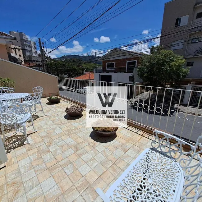 Foto 2 de Casa com 3 quartos à venda, 98m2 em Santa Ângela, Pocos De Caldas - MG