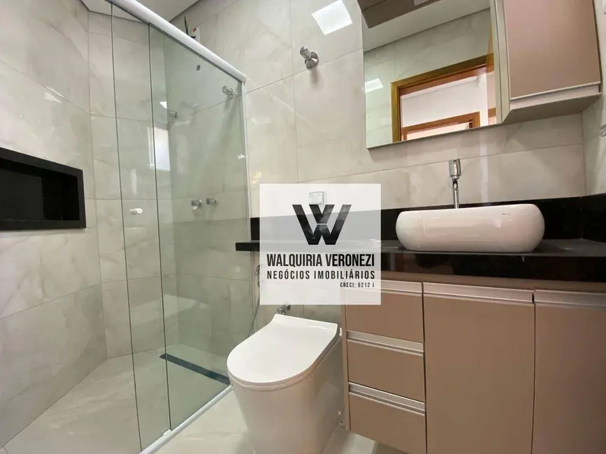 Casa com 3 quartos à venda, 210m2 em Parque San Carlo, Pocos De Caldas - MG - imagem 7 Foto 7 de Casa com 3 quartos à venda, 210m2 em Parque San Carlo, Pocos De Caldas - MG