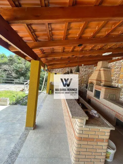 Chácara com 3 quartos à venda, 800m2 em Residencial Santa Clara, Pocos De Caldas - MG - imagem 3 Foto 3 de Chácara com 3 quartos à venda, 800m2 em Residencial Santa Clara, Pocos De Caldas - MG