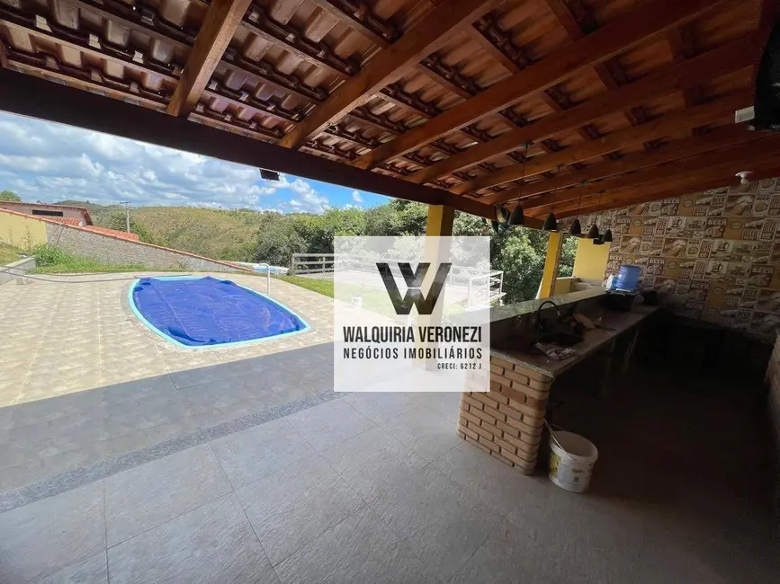 Foto 2 de Chácara com 3 quartos à venda, 800m2 em Residencial Santa Clara, Pocos De Caldas - MG