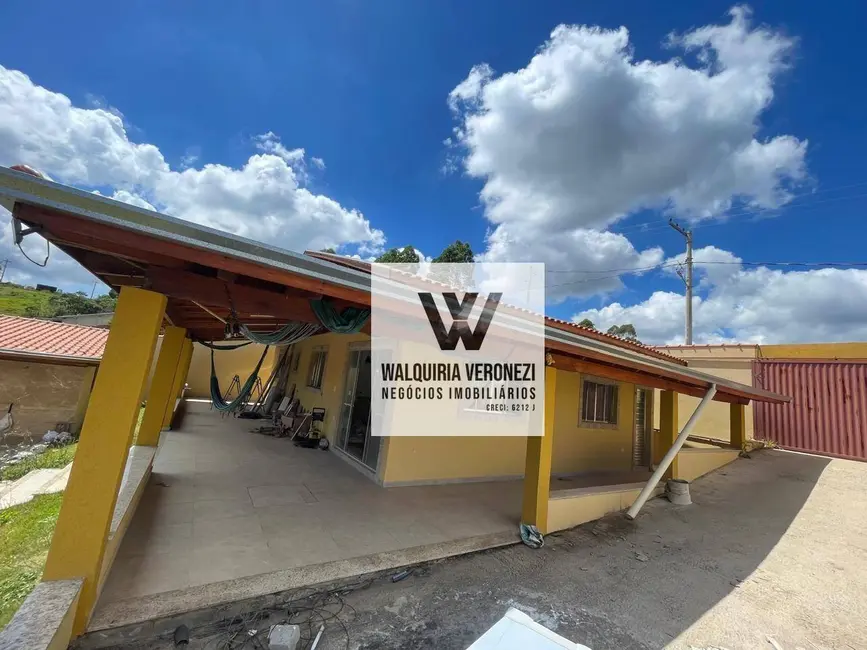 Chácara com 3 quartos à venda, 800m2 em Residencial Santa Clara, Pocos De Caldas - MG - imagem 5 Foto 5 de Chácara com 3 quartos à venda, 800m2 em Residencial Santa Clara, Pocos De Caldas - MG