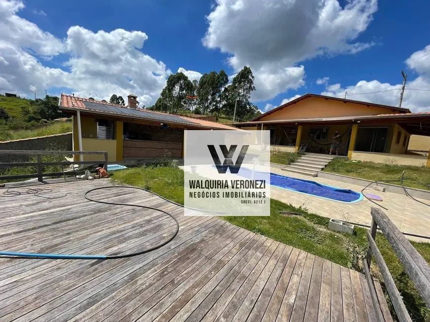 Foto 1 de Chácara com 3 quartos à venda, 800m2 em Residencial Santa Clara, Pocos De Caldas - MG