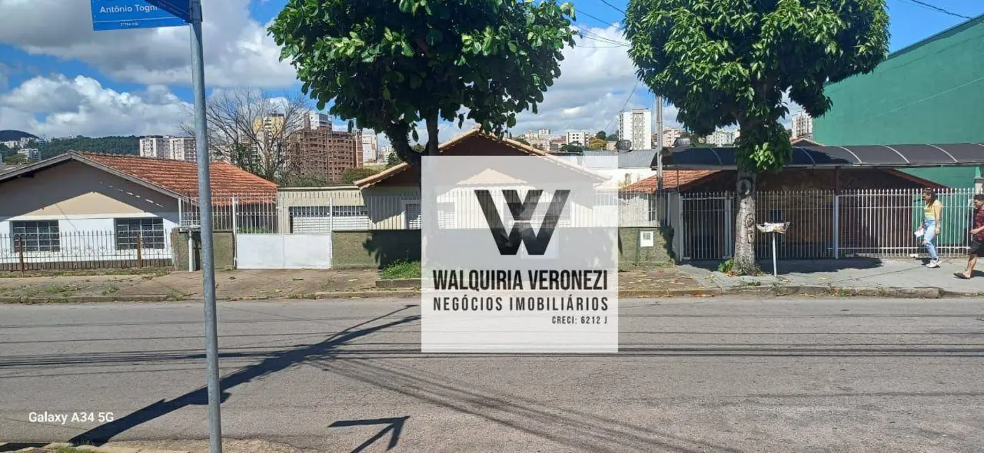 Foto 4 de Casa à venda, 351m2 em Vila Cruz, Pocos De Caldas - MG