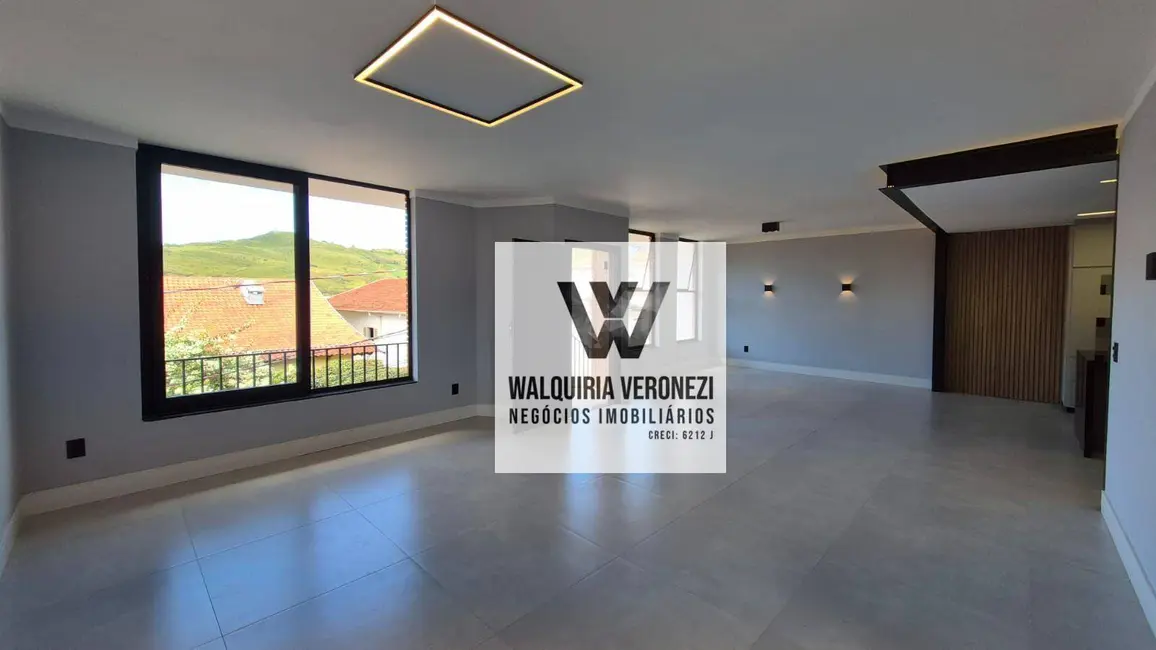 Foto 6 de Casa com 3 quartos à venda, 275m2 em Jardim Novo Mundo, Pocos De Caldas - MG