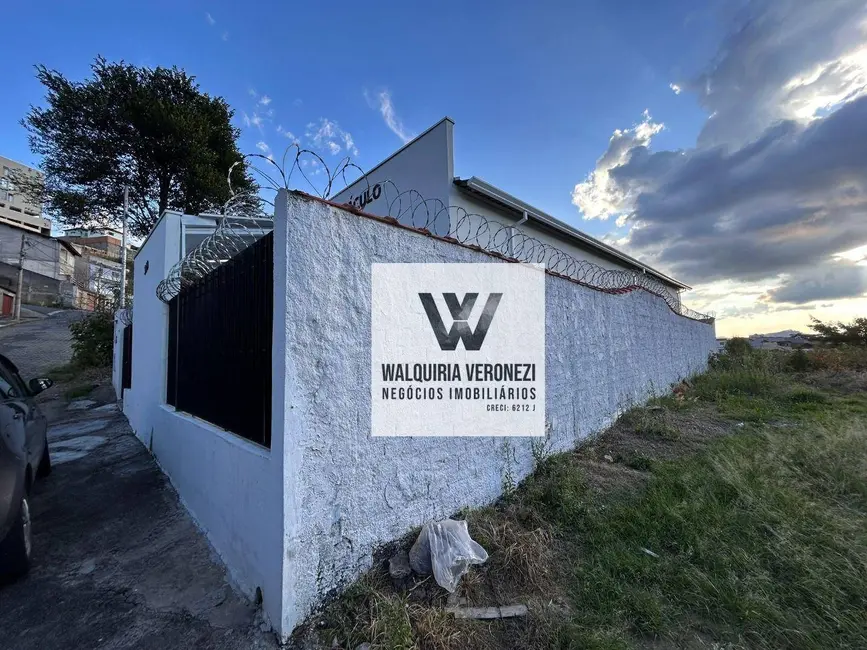 Loja à venda, 245m2 em Santo André, Pocos De Caldas - MG - imagem 5 Foto 5 de Loja à venda, 245m2 em Santo André, Pocos De Caldas - MG