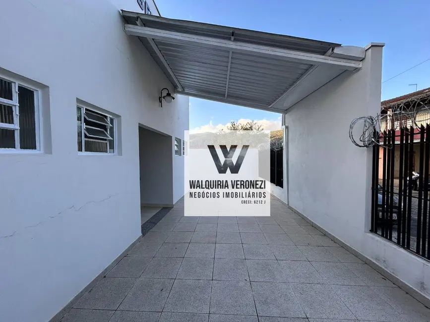 Loja à venda, 245m2 em Santo André, Pocos De Caldas - MG - imagem 7 Foto 7 de Loja à venda, 245m2 em Santo André, Pocos De Caldas - MG