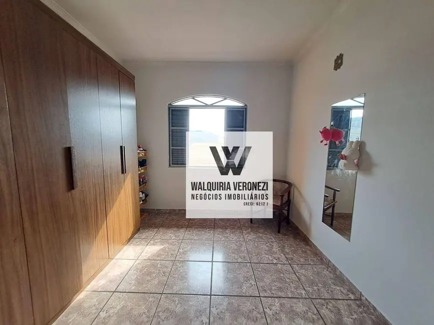 Foto 3 de Casa com 3 quartos à venda, 160m2 em Residencial Santa Clara, Pocos De Caldas - MG