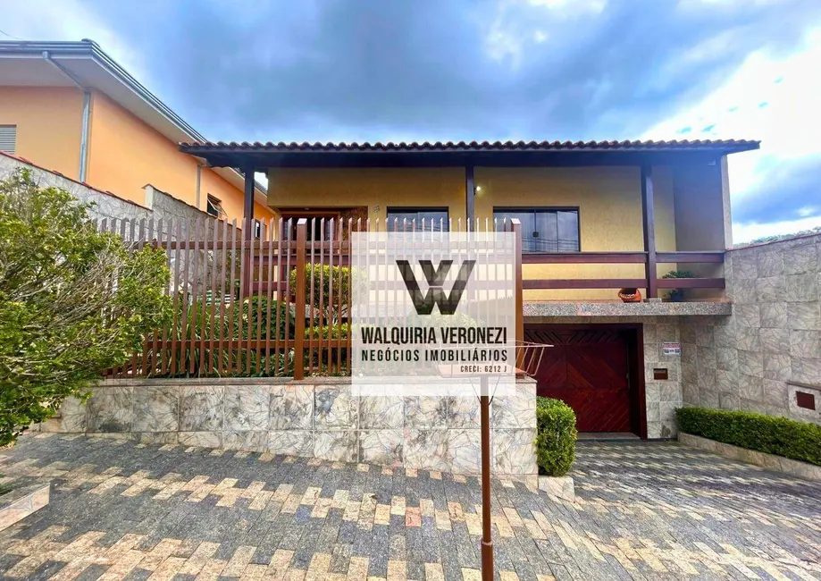 Foto 1 de Casa com 3 quartos à venda, 247m2 em Jardim Campos Elísios, Pocos De Caldas - MG