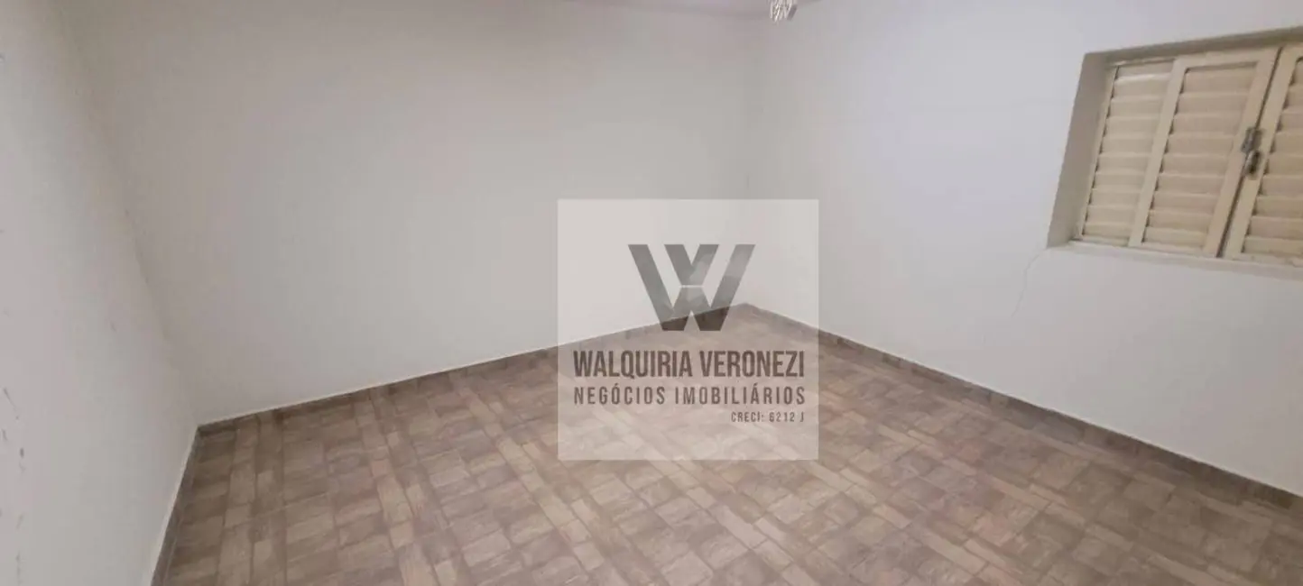 Casa com 3 quartos para alugar, 200m2 em Jardim dos Estados, Pocos De Caldas - MG - imagem 4 Foto 4 de Casa com 3 quartos para alugar, 200m2 em Jardim dos Estados, Pocos De Caldas - MG