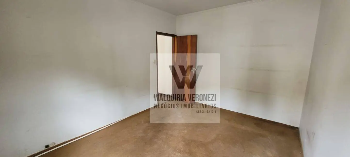 Casa com 3 quartos para alugar, 200m2 em Jardim dos Estados, Pocos De Caldas - MG - imagem 6 Foto 6 de Casa com 3 quartos para alugar, 200m2 em Jardim dos Estados, Pocos De Caldas - MG