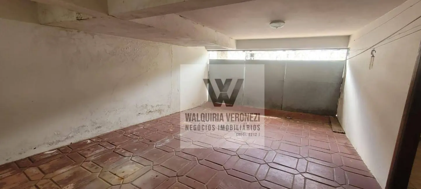 Casa com 3 quartos para alugar, 200m2 em Jardim dos Estados, Pocos De Caldas - MG - imagem 3 Foto 3 de Casa com 3 quartos para alugar, 200m2 em Jardim dos Estados, Pocos De Caldas - MG