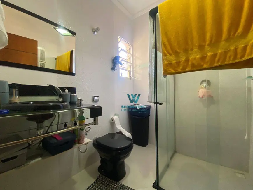 Foto 8 de Casa com 3 quartos à venda, 250m2 em Jardim Centenário, Pocos De Caldas - MG