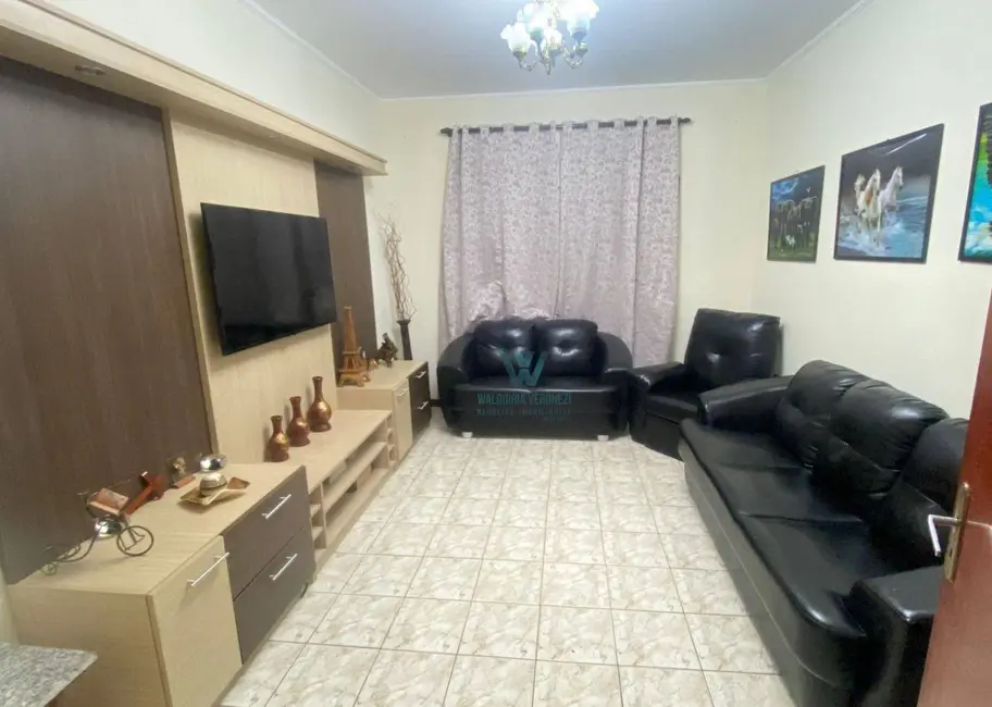 Casa com 3 quartos para alugar, 414m2 em Jardim Country Club, Pocos De Caldas - MG - imagem 8 Foto 8 de Casa com 3 quartos para alugar, 414m2 em Jardim Country Club, Pocos De Caldas - MG