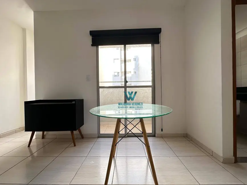 Foto 2 de Apartamento com 2 quartos para alugar, 48m2 em Centro, Pocos De Caldas - MG