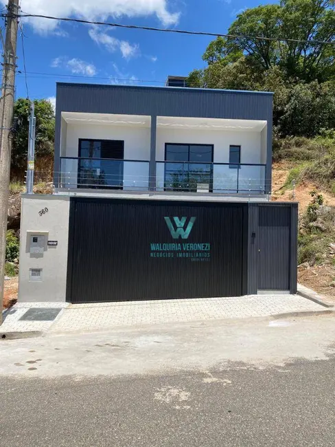 Foto 1 de Casa com 3 quartos à venda, 229m2 em Jardim Bandeirantes, Pocos De Caldas - MG