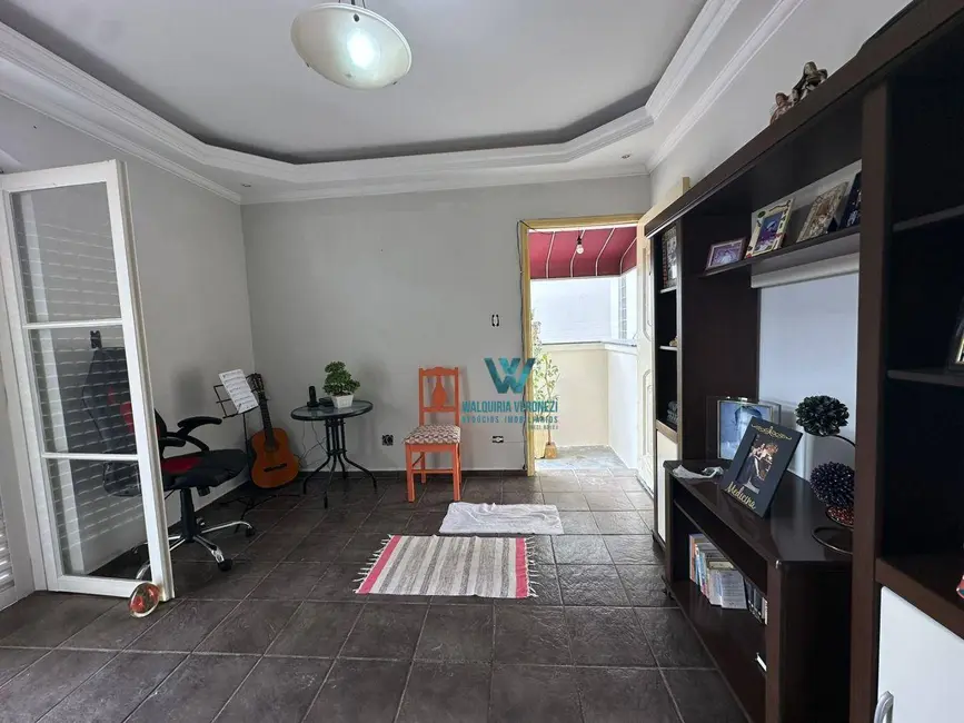 Casa com 2 quartos à venda, 275m2 em Jardim Vitória, Pocos De Caldas - MG - imagem 5 Foto 5 de Casa com 2 quartos à venda, 275m2 em Jardim Vitória, Pocos De Caldas - MG