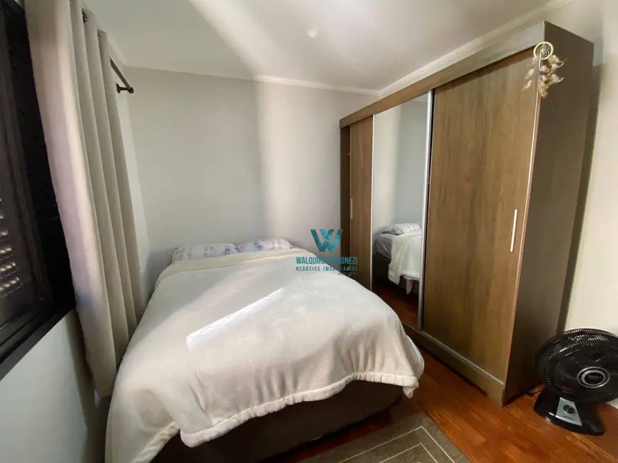 Apartamento com 3 quartos à venda, 115m2 em Centro, Pocos De Caldas - MG - imagem 8 Foto 8 de Apartamento com 3 quartos à venda, 115m2 em Centro, Pocos De Caldas - MG