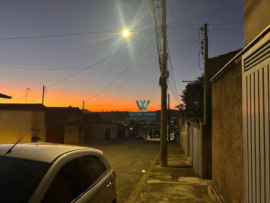 Foto 2 de Casa com 2 quartos à venda, 163m2 em Parque São Sebastião, Pocos De Caldas - MG