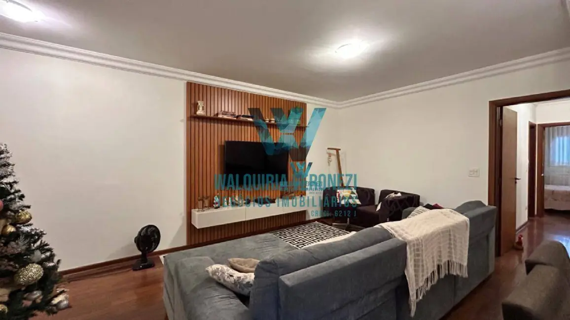 Apartamento com 3 quartos à venda, 115m2 em Centro, Pocos De Caldas - MG - imagem 4 Foto 4 de Apartamento com 3 quartos à venda, 115m2 em Centro, Pocos De Caldas - MG