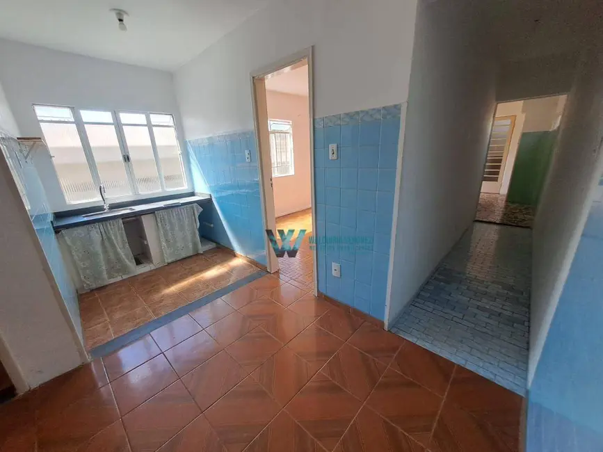 Casa com 1 quarto para alugar, 35m2 em Marçal Santos, Pocos De Caldas - MG - imagem 4 Foto 4 de Casa com 1 quarto para alugar, 35m2 em Marçal Santos, Pocos De Caldas - MG